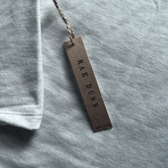 Rae Dunn "DOG MOM" Pullover LONG SLEEVE SHIRT in Gray WOMEN Size L - Picture 9 of 9